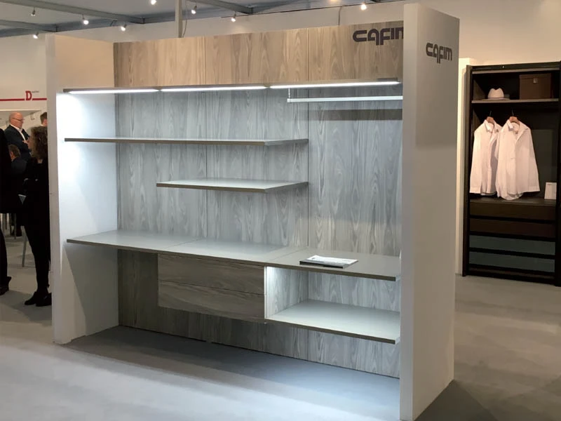 Nuovo prodotto Polar. Sistema a cremagliera profili alluminio realizzazione cabine armadio